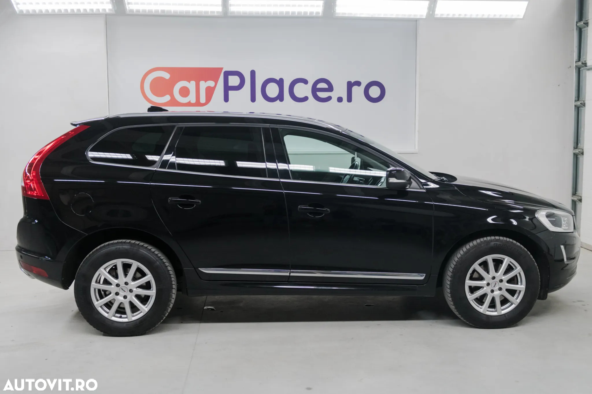 Volvo XC 60 D5AWD Start-Stop Summum - 6