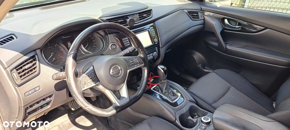 Nissan X-Trail 2.0 dCi Tekna 4WD Xtronic 7os - 3