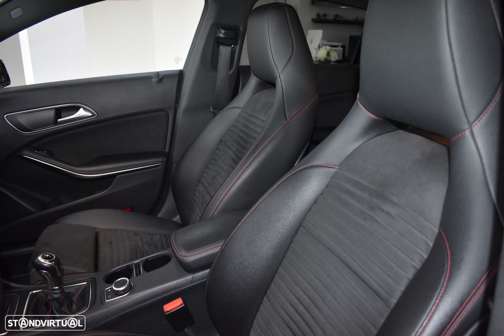 Mercedes-Benz CLA 180 - 20