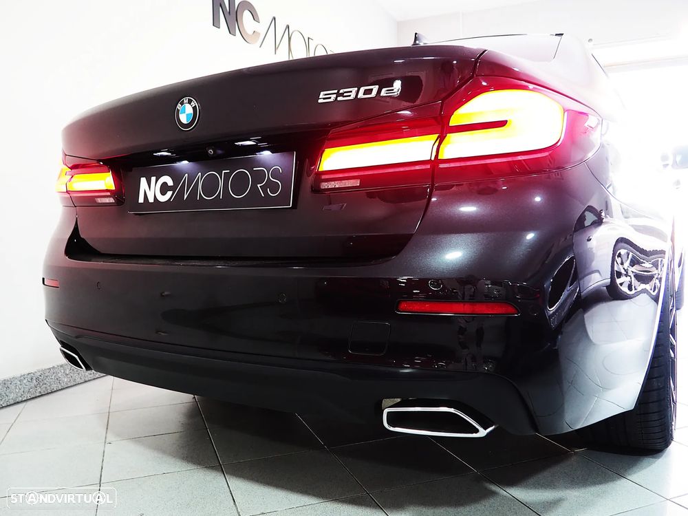BMW 530 e Line Luxury - 4