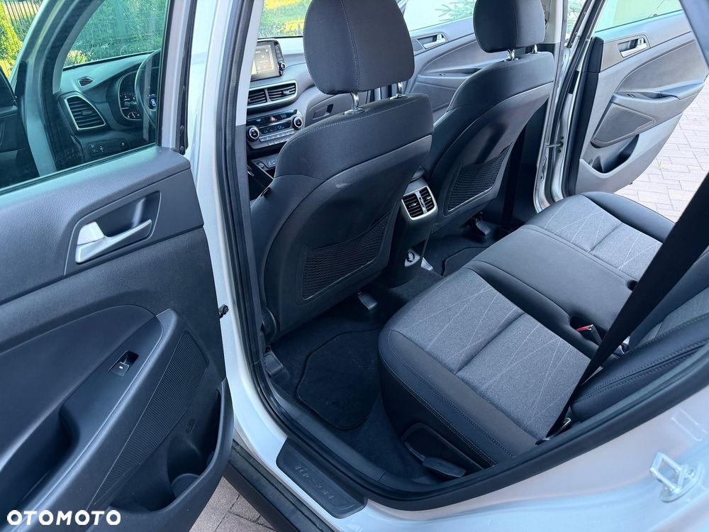 Hyundai Tucson blue 1.6 CRDi 2WD DCT Premium - 27