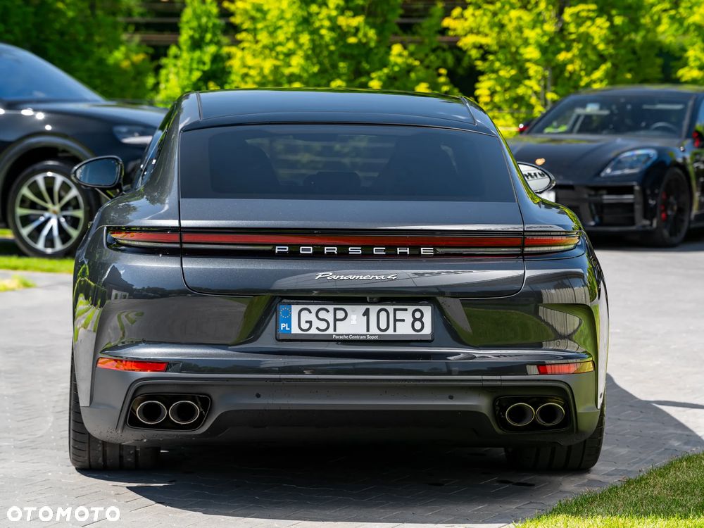 Porsche Panamera 4 E-Hybrid PHEV - 8