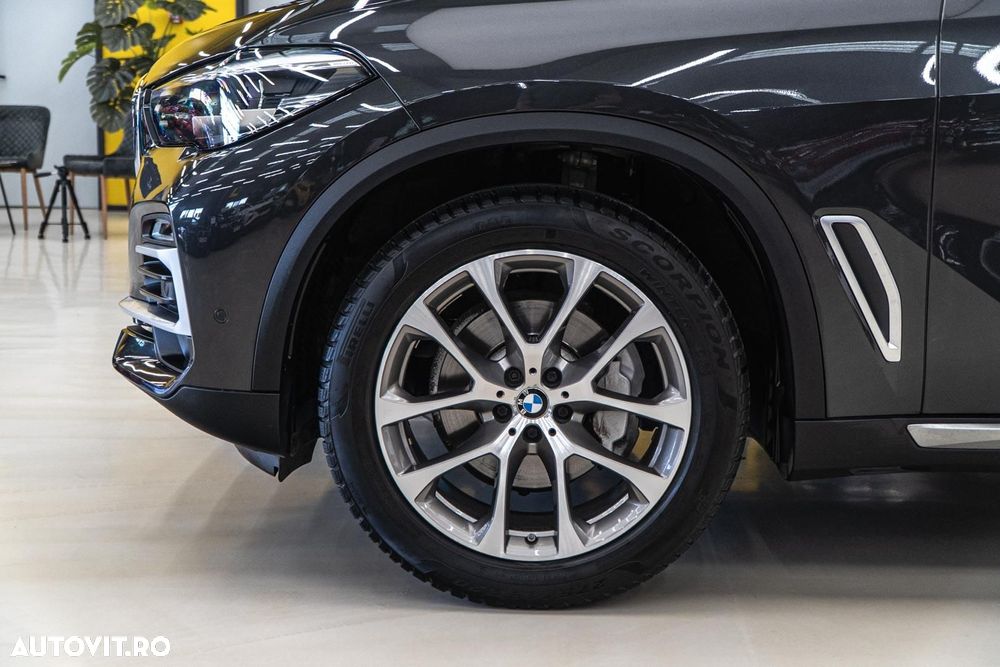 BMW X5 xDrive25d xLine - 41
