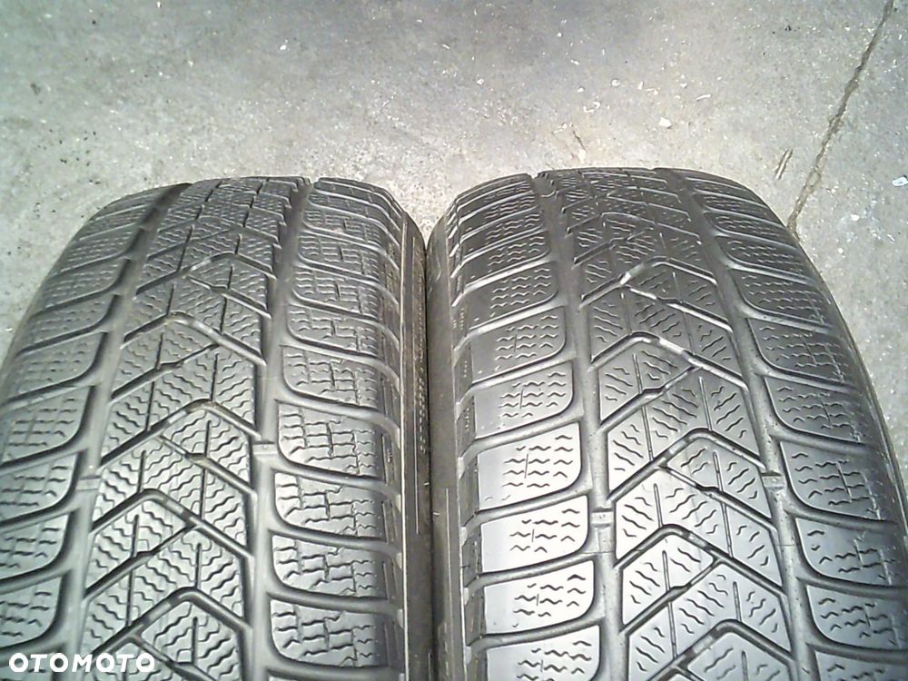 2x PIRELLI Sottozero 3 215/55R18 4,7mm-5,9mm 2022 - 1