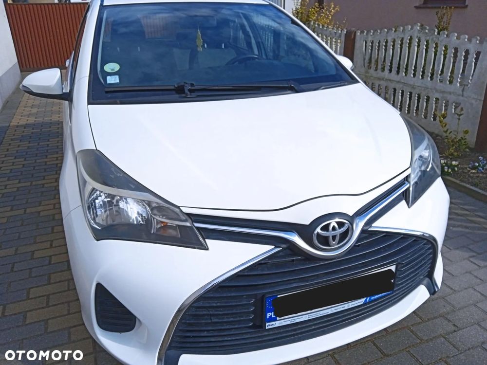 Toyota Yaris - 4