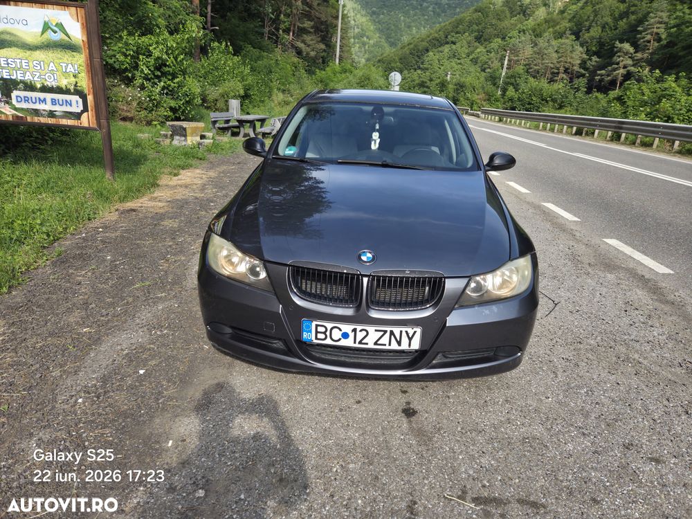 BMW Seria 3 320i Aut. - 1