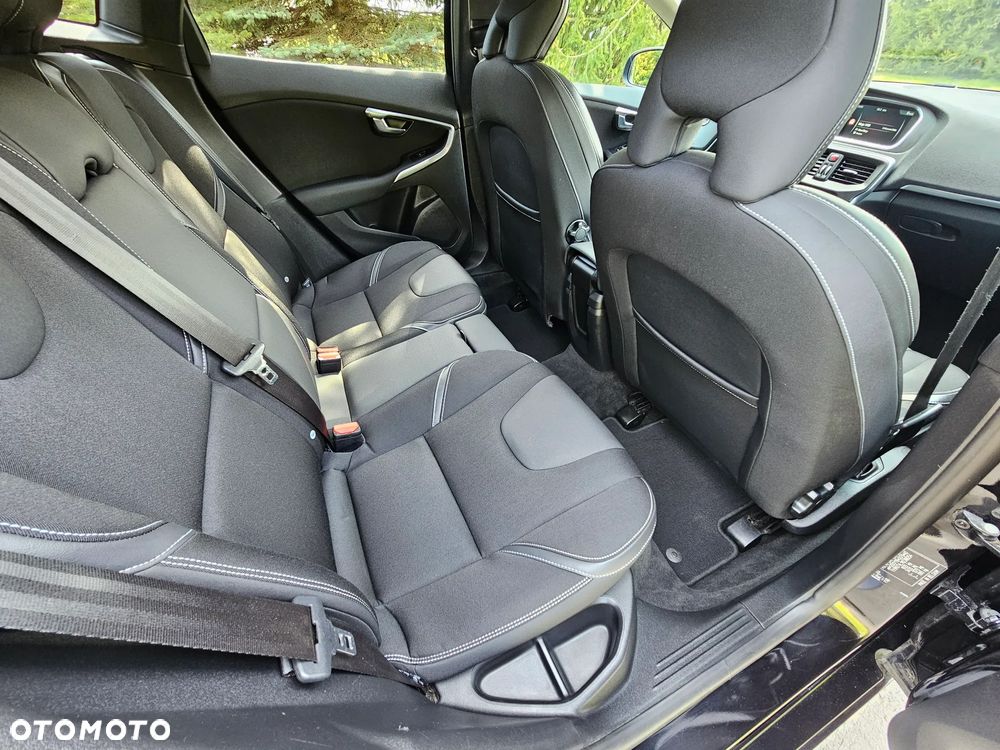 Volvo V40 D2 Ocean Race - 18