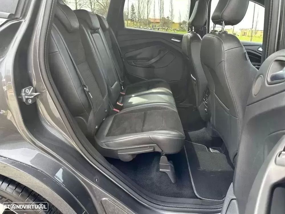 Ford Kuga 1.5 TDCi ST-Line Limited Edition - 42