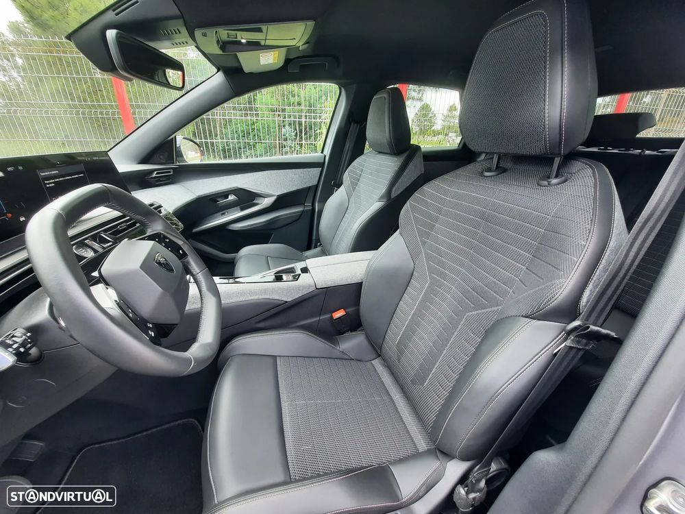 Peugeot 3008 Hybrid 145 e-DSC6 Allure - 22