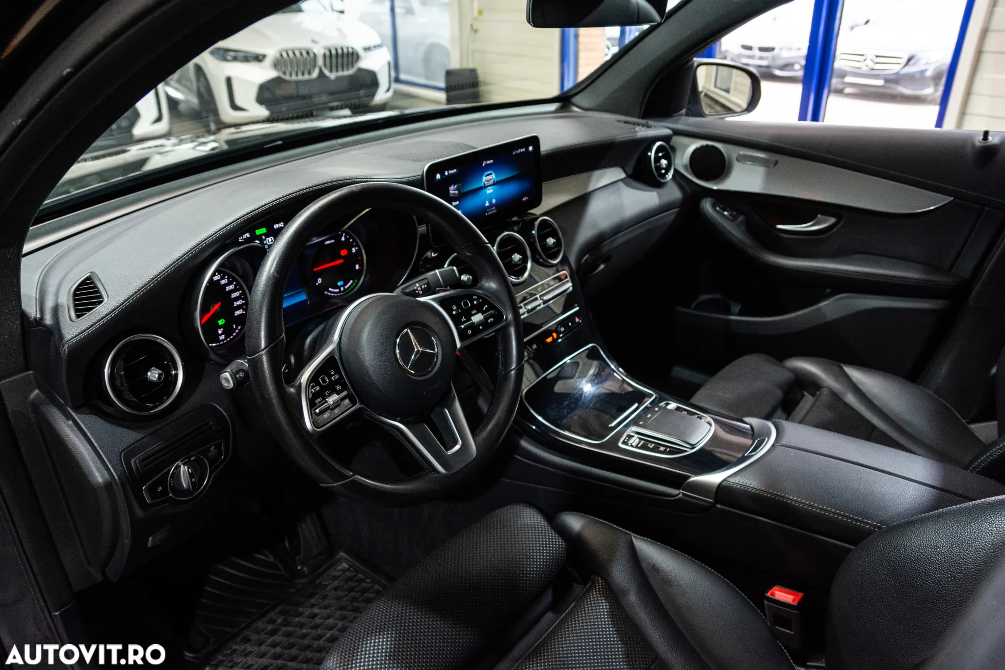 Mercedes-Benz GLC Coupe 300 de 4Matic 9G-TRONIC - 6
