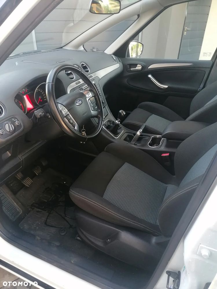 Ford S-Max - 7