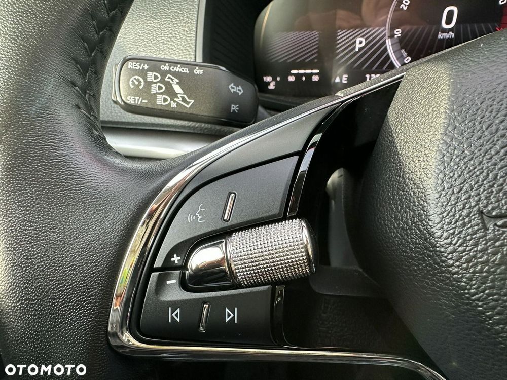 Skoda Karoq 1.5 TSI ACT 4x2 Ambition DSG - 22