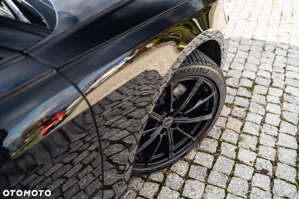 Audi A8 - 19