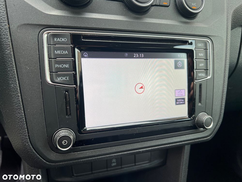 Volkswagen Caddy Maxi 2.0 TDI Comfortline DSG - 20