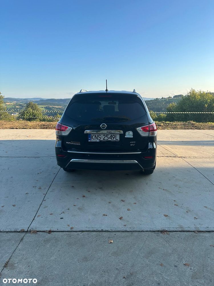 Nissan Pathfinder - 20