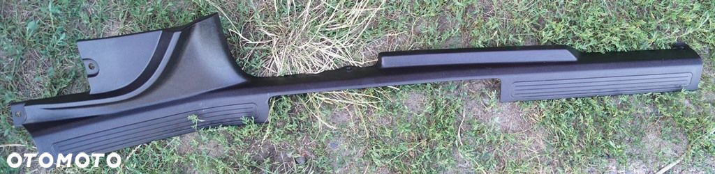 Listwa progowa prawa wewnętrzna Fiat Grande Punto 735335673 - 2