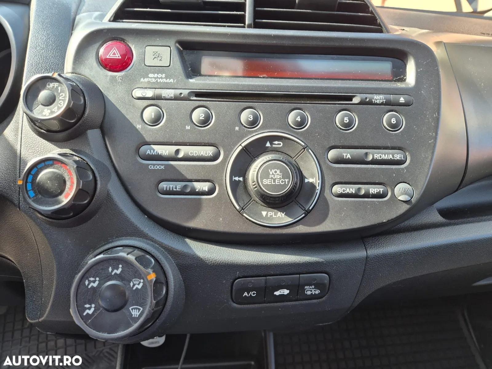 Honda Jazz 1.4 SOHC i-VTEC MT Comfort - 11