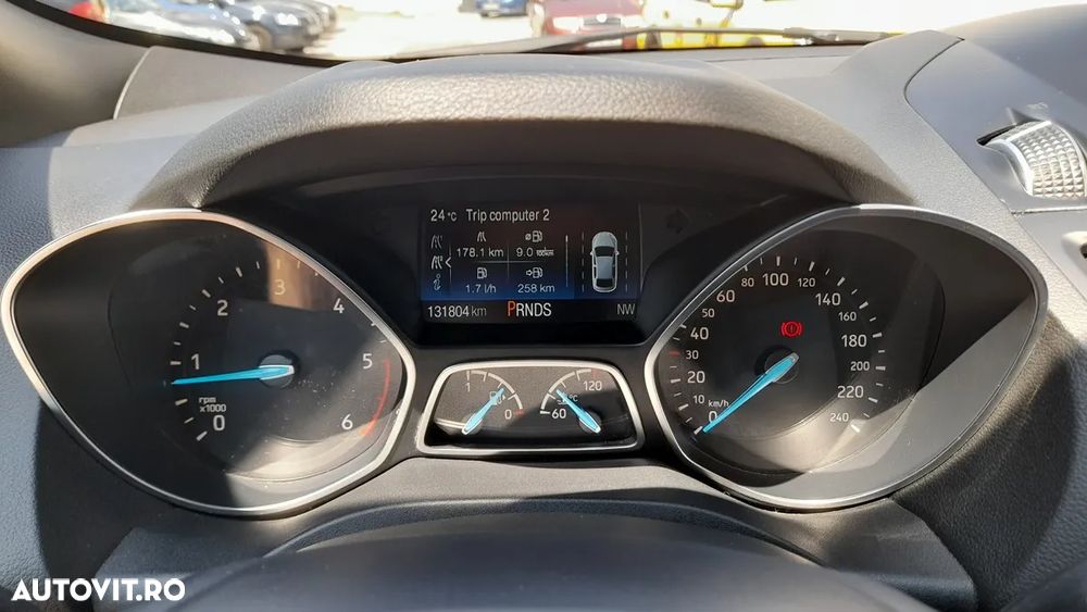 Ford Kuga 2.0 TDCi 4WD Powershift ST-Line - 21