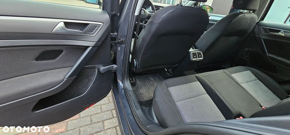 Volkswagen Golf 1.2 TSI BlueMot Trendline - 11