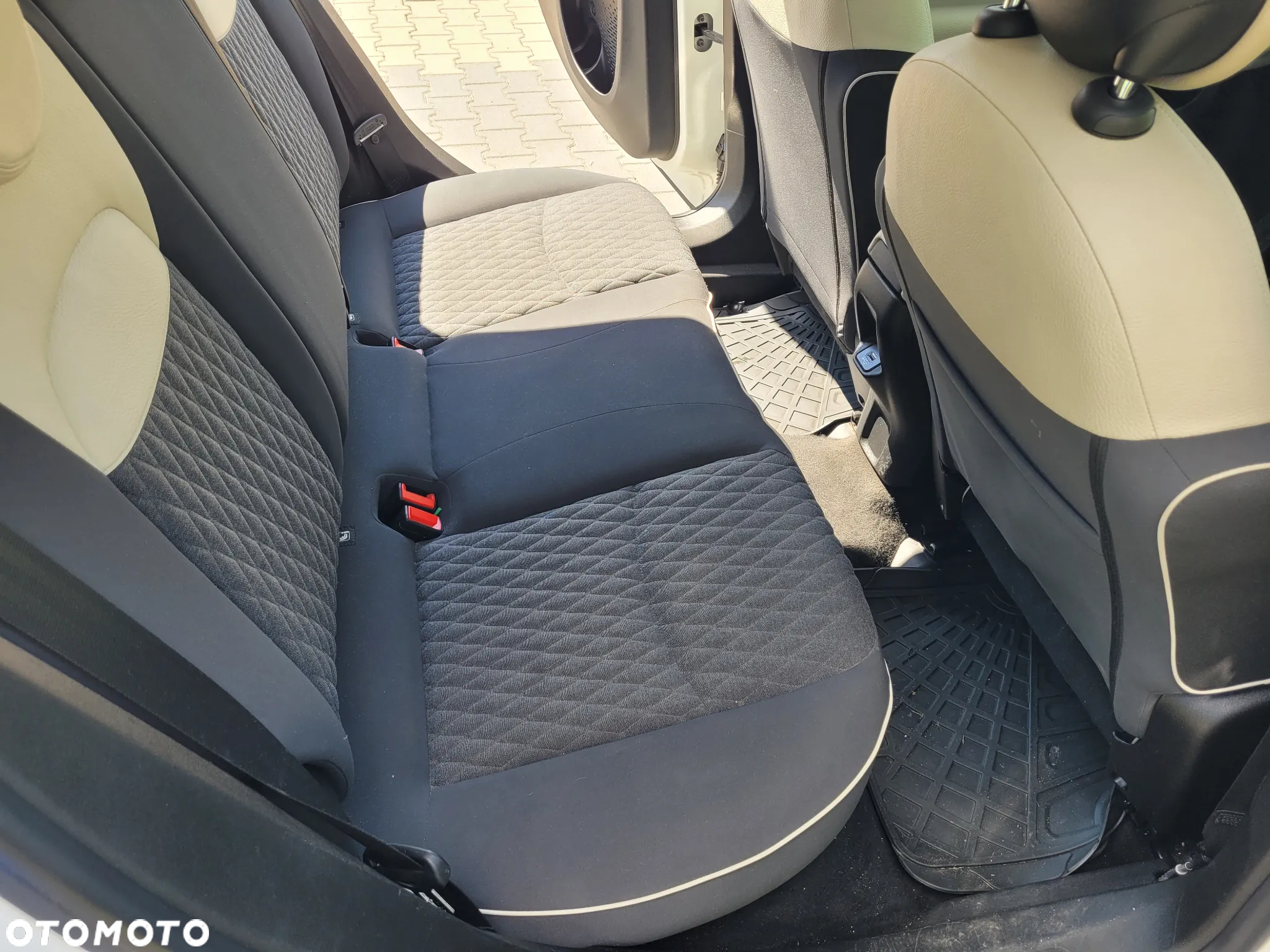 Fiat 500X 1.0 FireFly Turbo 4x2 S&S Yacht Club Capri - 11