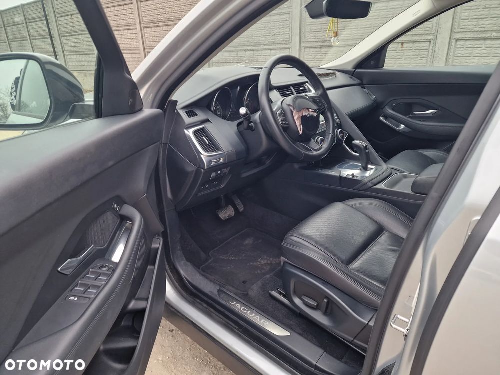 Jaguar E-Pace P200 AWD R-Dynamic S - 7