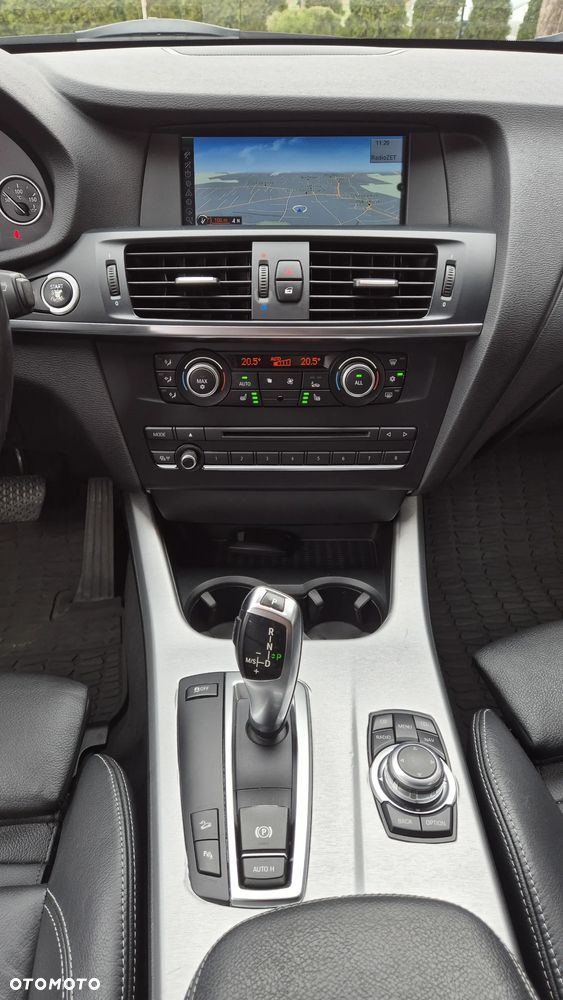 BMW X3 xDrive20d - 13