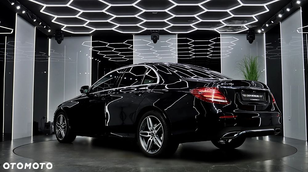 Mercedes-Benz Klasa E ver-220-d-4--matic-amg - 6