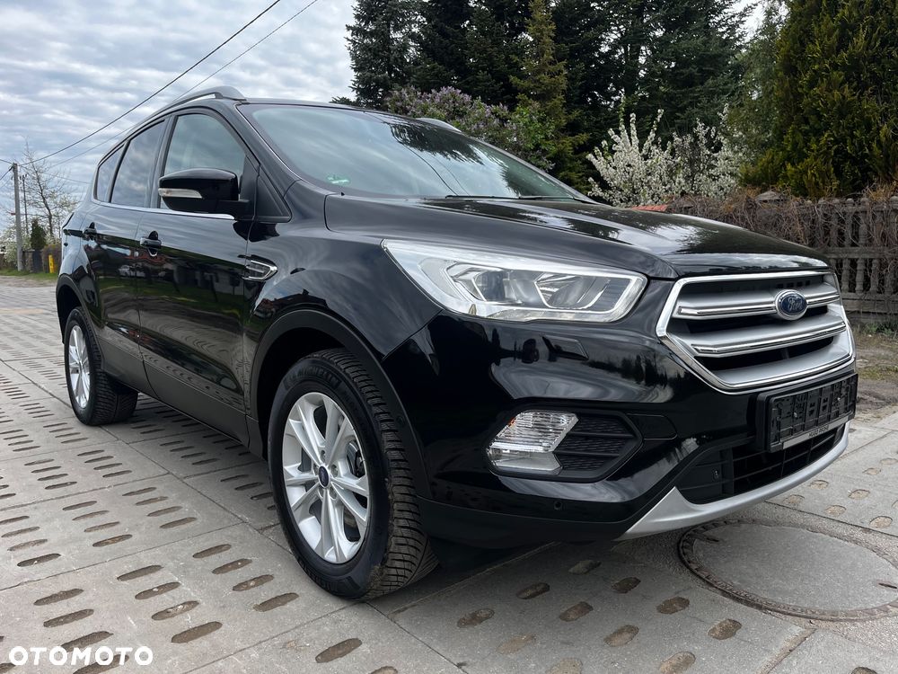 Ford Kuga 2.0 TDCi FWD Titanium Plus - 28
