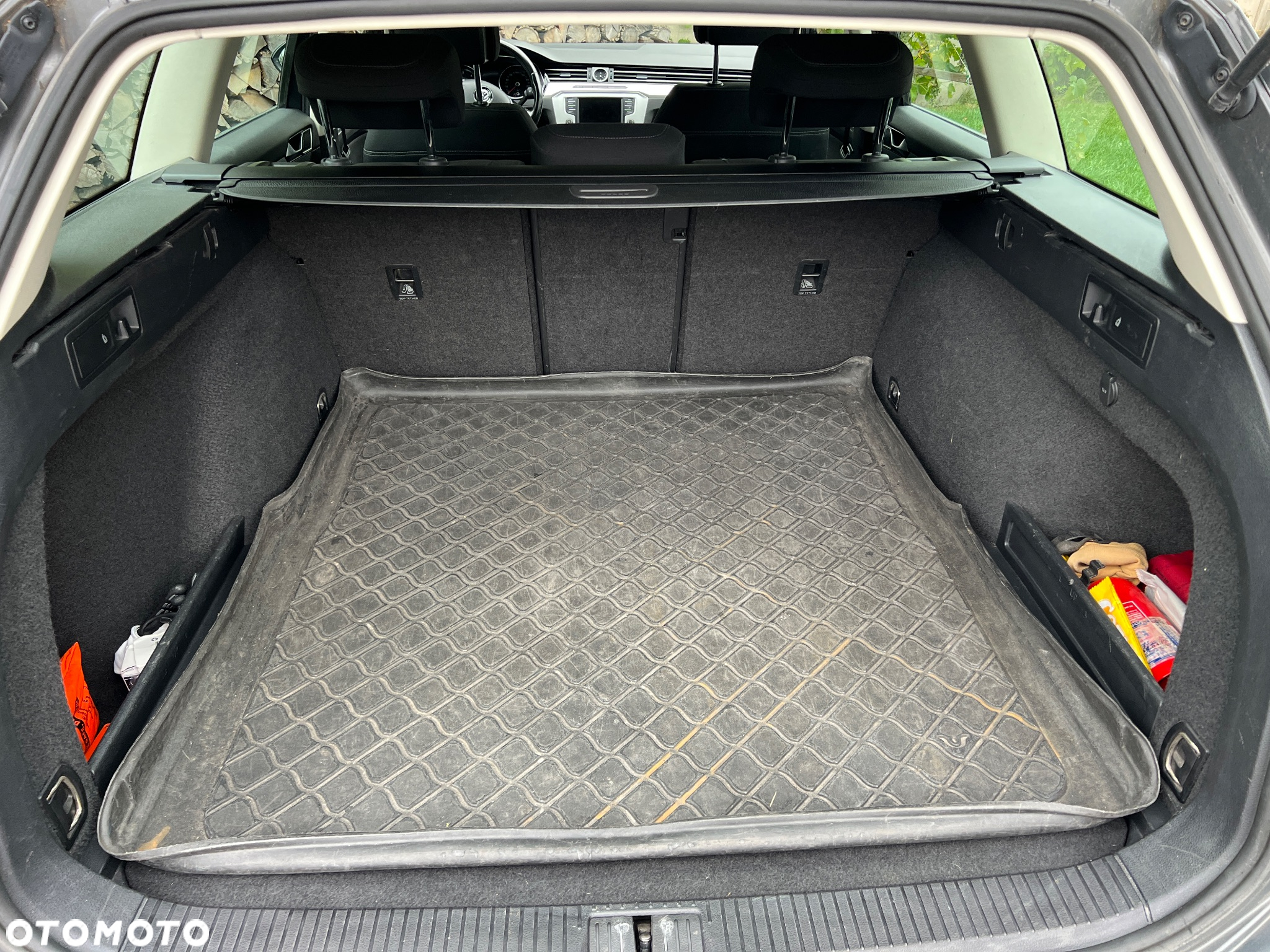 Volkswagen Passat - 18