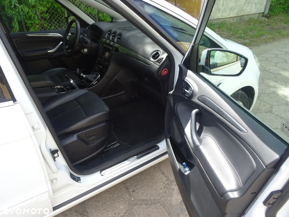 Ford S-Max - 22