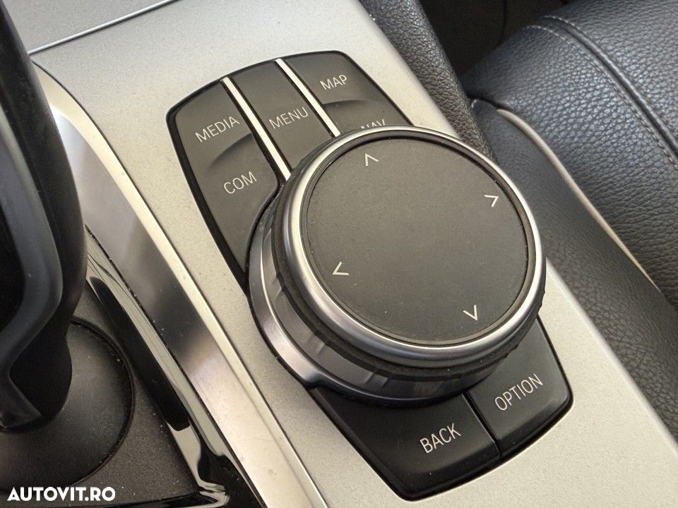 BMW Seria 5 - 21
