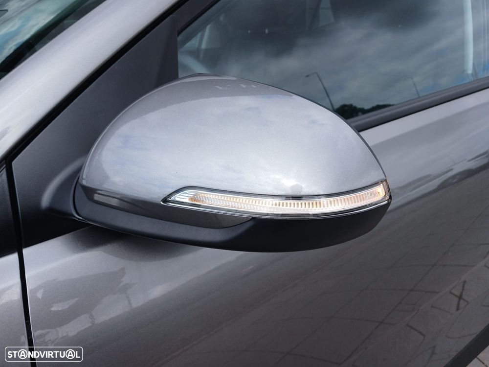 Kia Stonic - 10