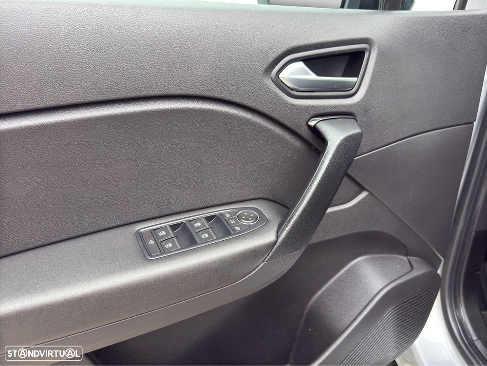 Renault Captur BLUE dCi 115 EDC BUSINESS EDITION - 18