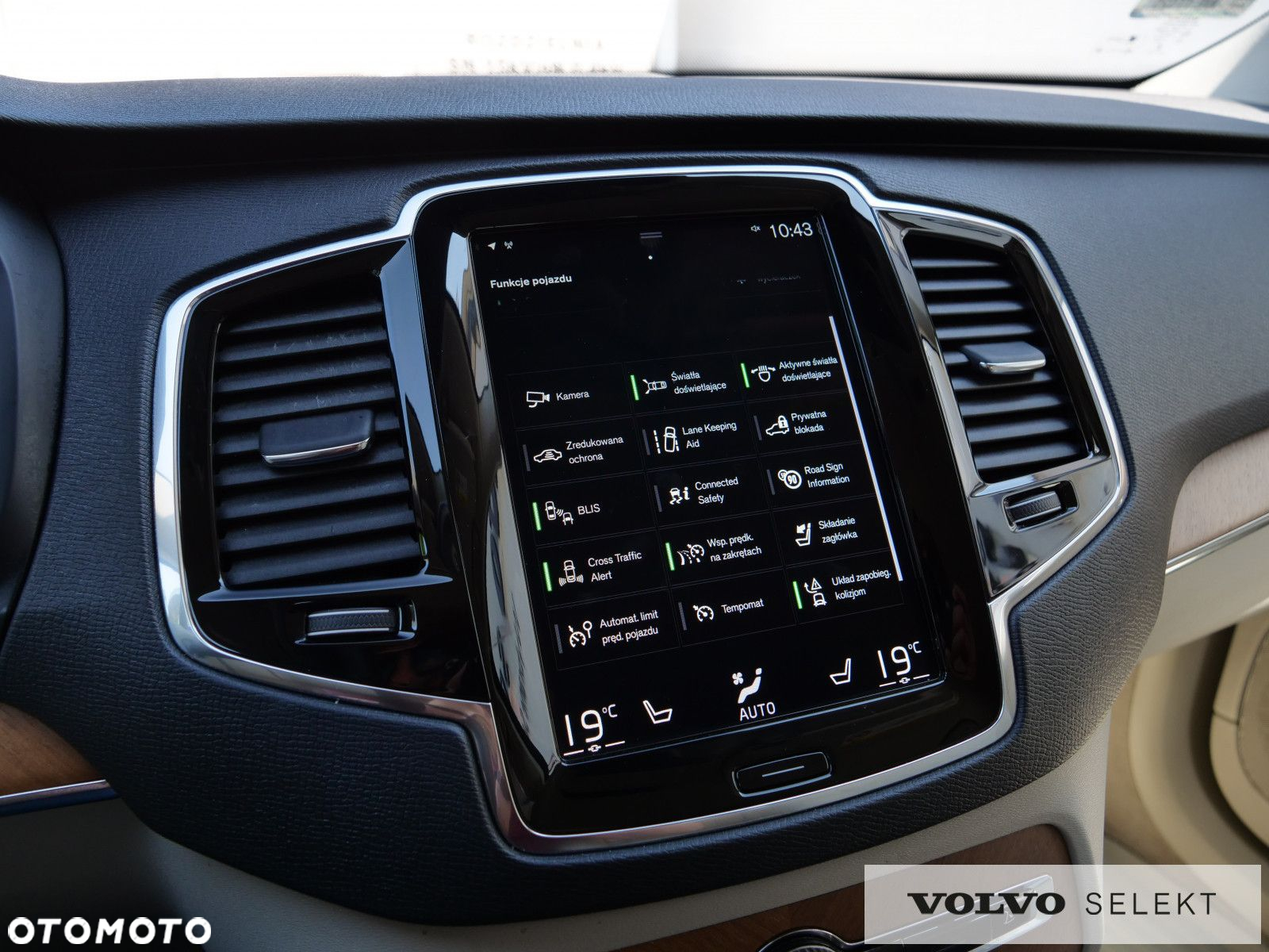 Volvo XC 90 - 24