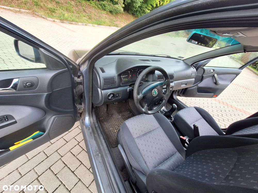 Skoda Octavia 1.9 TDI Ambiente - 25
