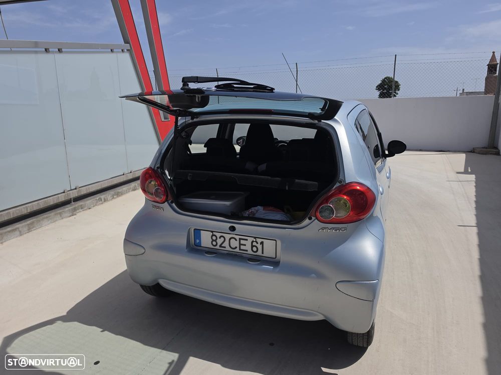 Toyota Aygo 1.0 + AC - 5
