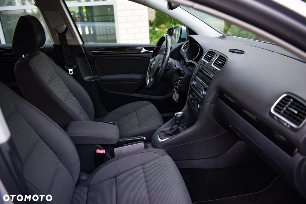 Volkswagen Golf 1.6 TDI BlueMotion Technology DSG Comfortline - 27