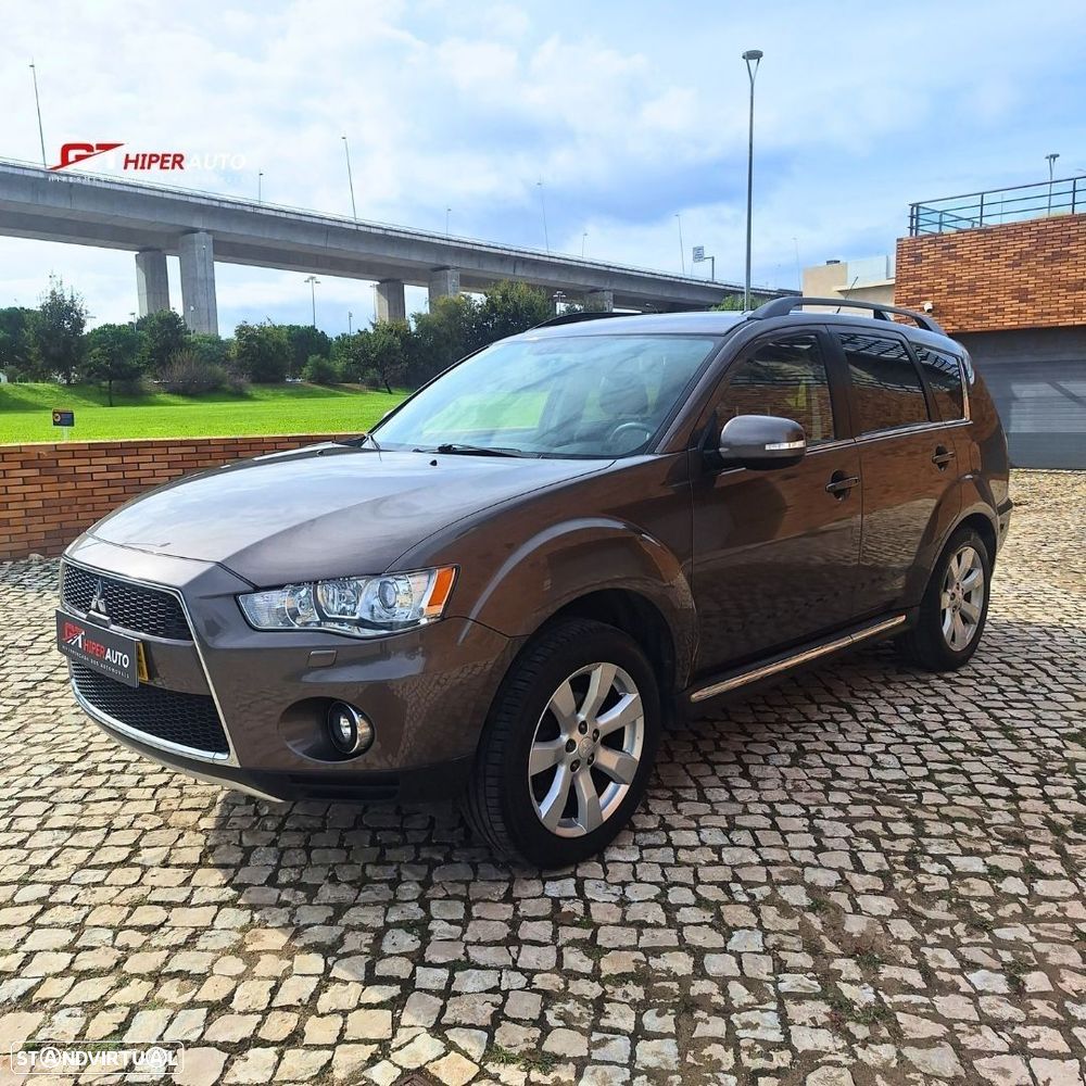 Mitsubishi Outlander - 3