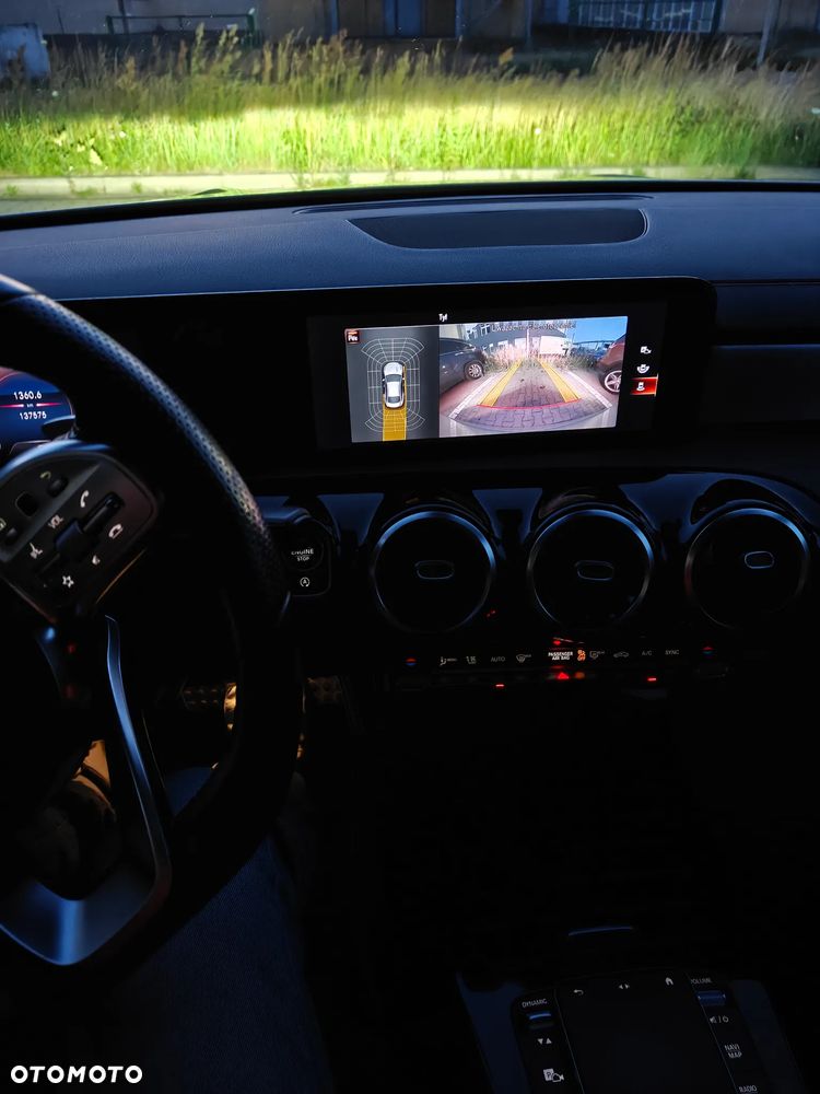 Mercedes-Benz CLA 180 AMG Line 7G-DCT - 19