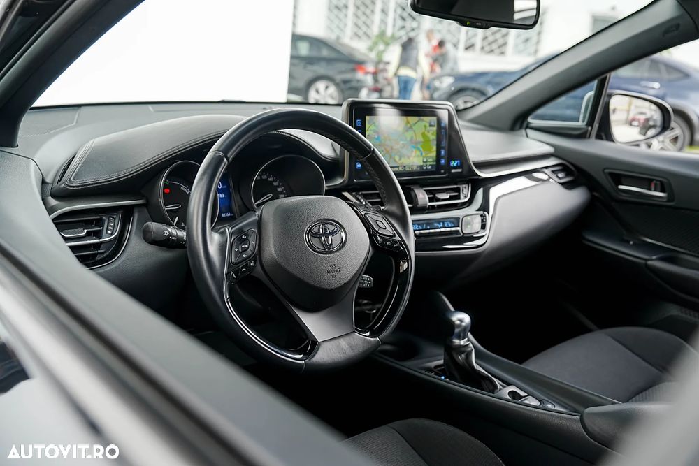 Toyota C-HR Style - 11