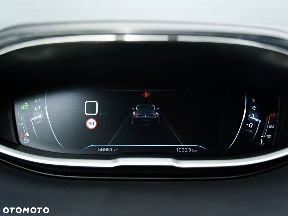 Peugeot 3008 1.5 BlueHDi Allure S&S - 26
