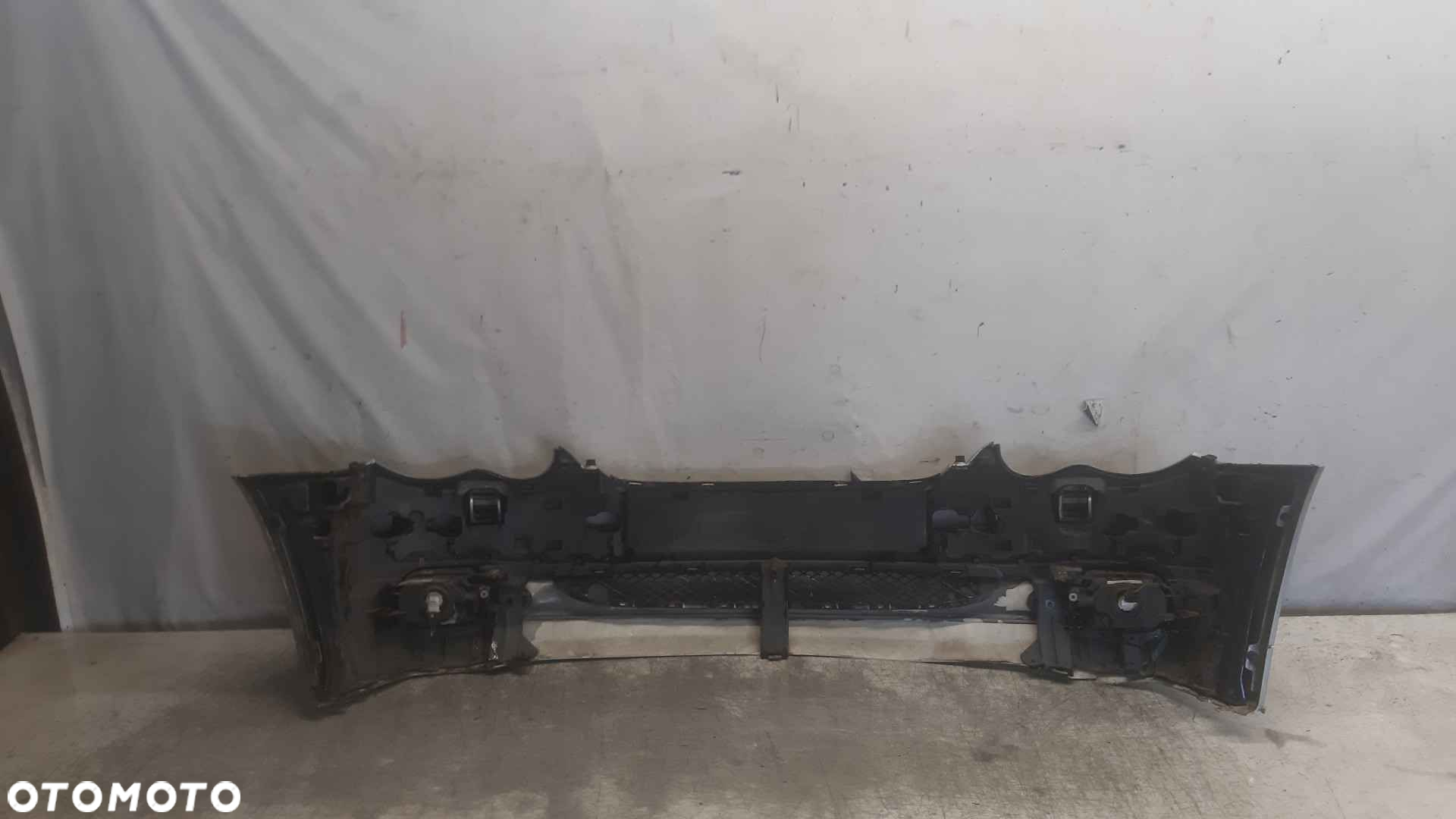 } ZDERZAK PRZÓD PRZEDNI MERCEDES BENZ C KLASA W203 744 SREBRNY HALOGENY - 5