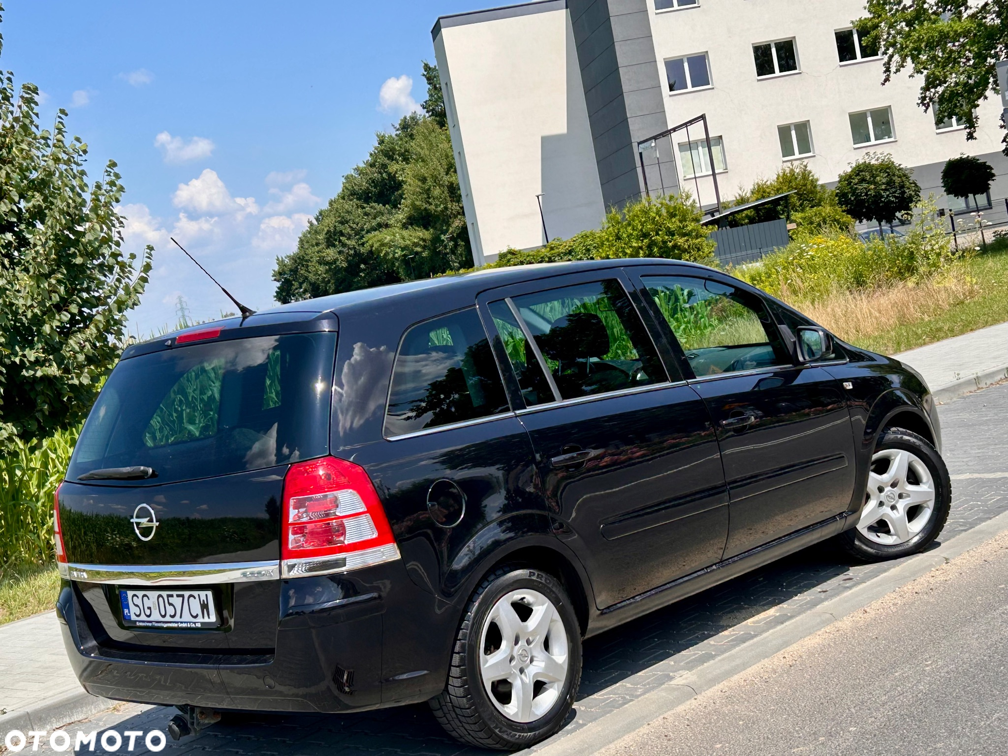 Opel Zafira 1.7 CDTI Cosmo - 8