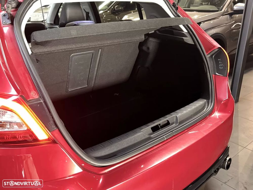 Peugeot 308 1.2 PureTech Allure - 22