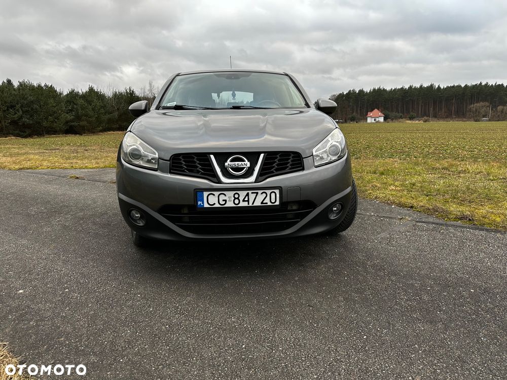 Nissan Qashqai - 2