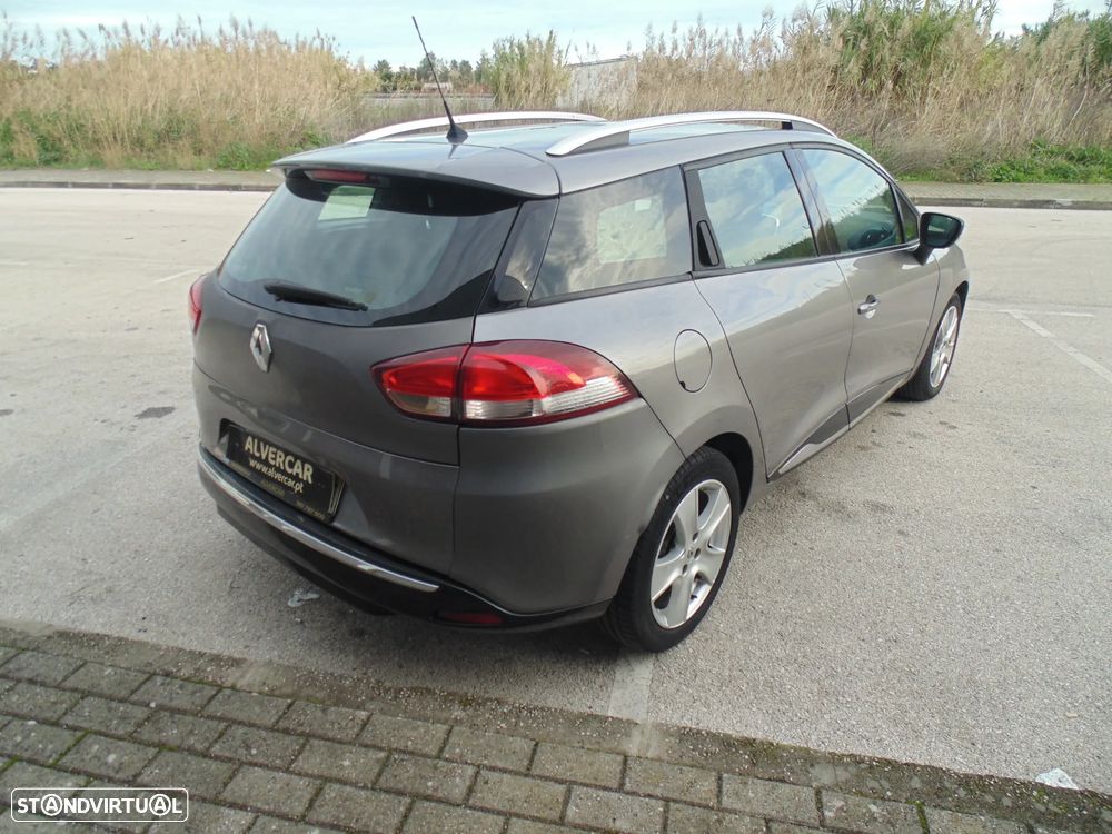 Renault Clio Sport Tourer 1.5 dCi Dynamique S - 11