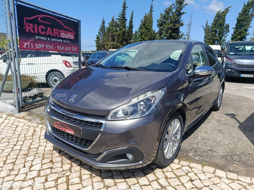 Peugeot 208 1.5 BlueHDi Signature - 2