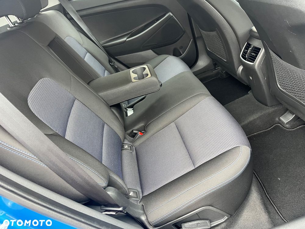 Hyundai Tucson blue 1.7 CRDi 2WD Intro Edition - 8
