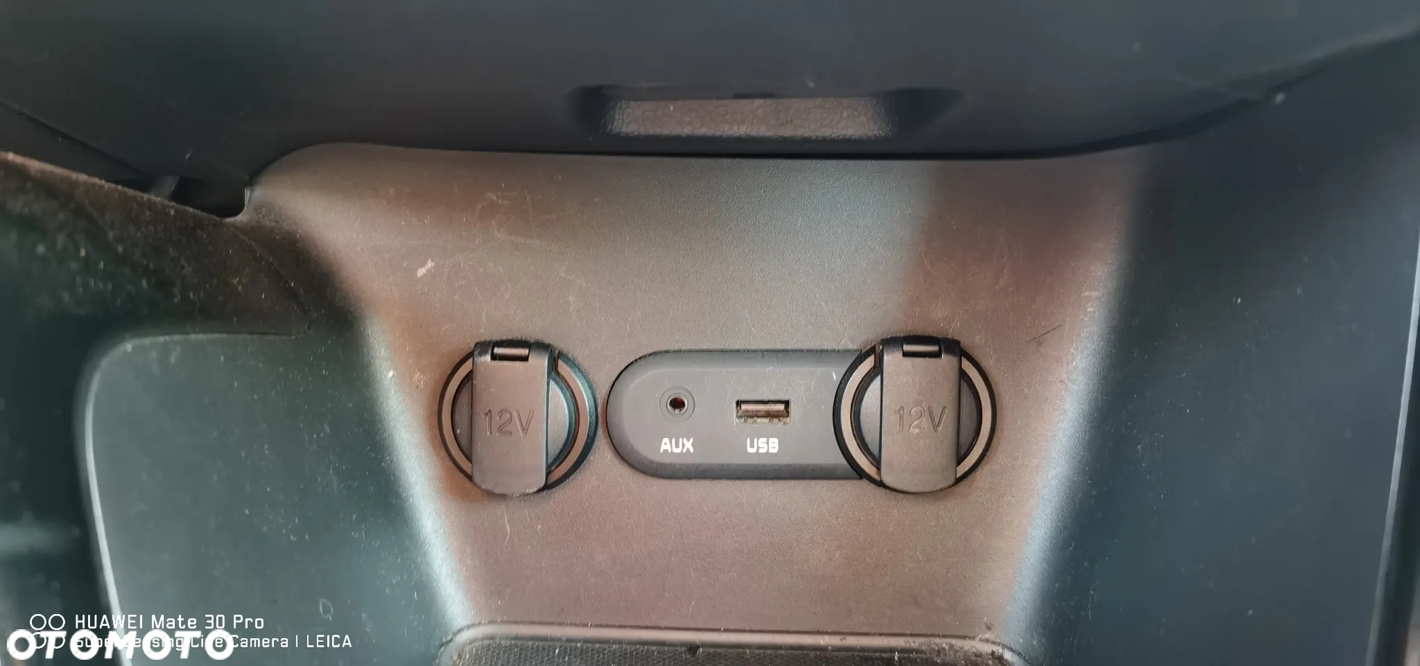 Kia Ceed 1.6 CRDi 128 ISG SW Platinum Edition - 34
