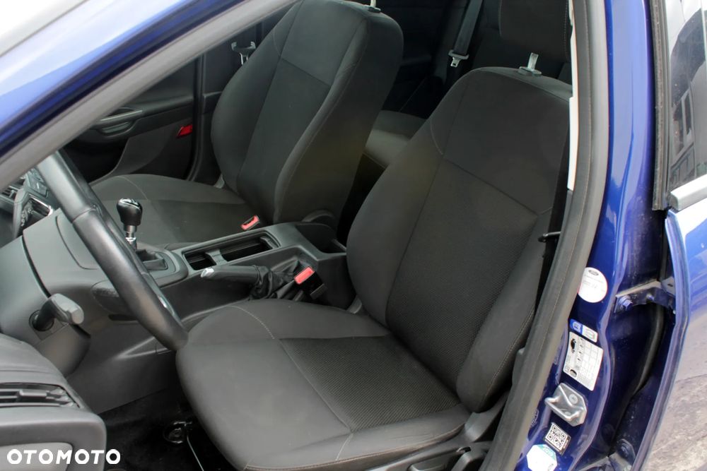 Ford Focus - 12